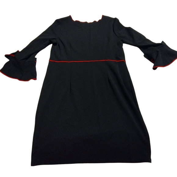 Black dress with red trim and bows- Size 14 - Picture 5 of 5